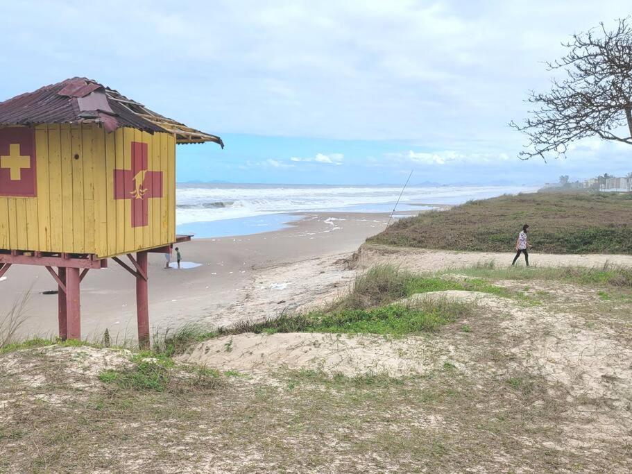 Apartamento Brejatuba Beira Mar グァラトゥバ エクステリア 写真