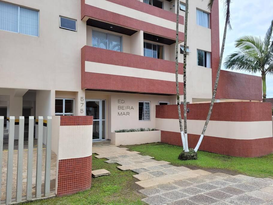 Apartamento Brejatuba Beira Mar グァラトゥバ エクステリア 写真