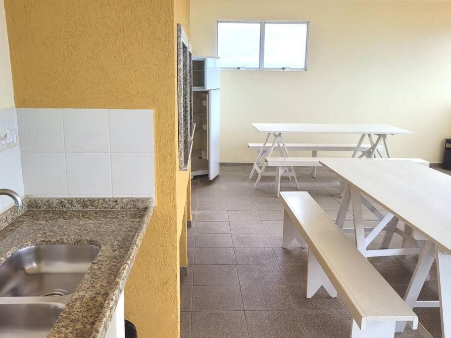 Apartamento Brejatuba Beira Mar グァラトゥバ エクステリア 写真