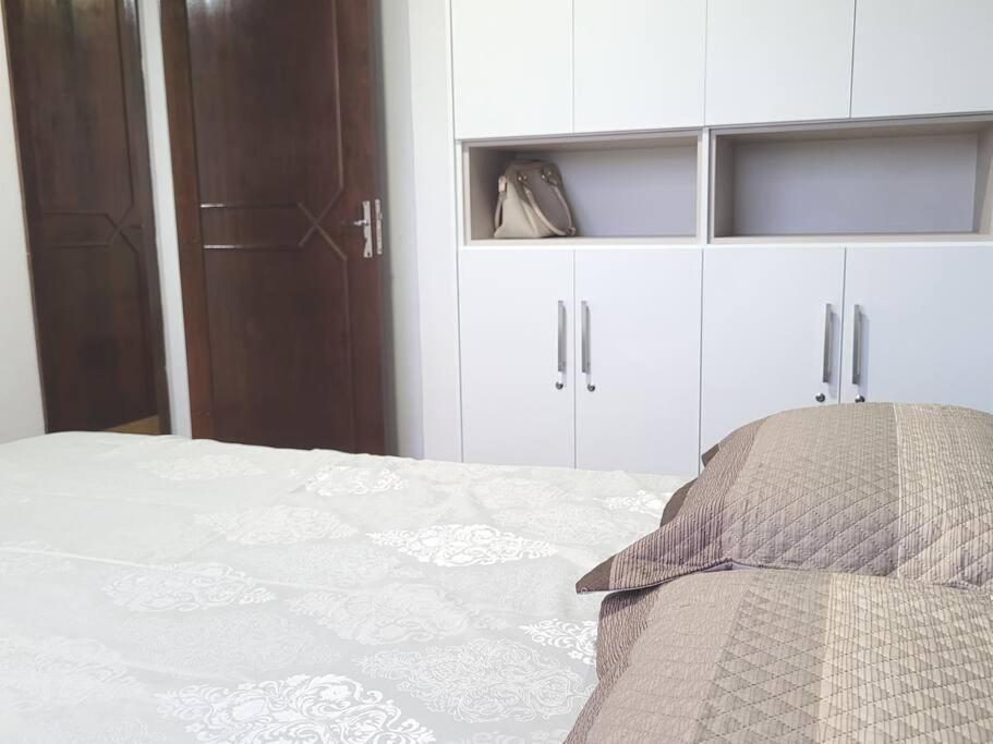 Apartamento Brejatuba Beira Mar グァラトゥバ エクステリア 写真
